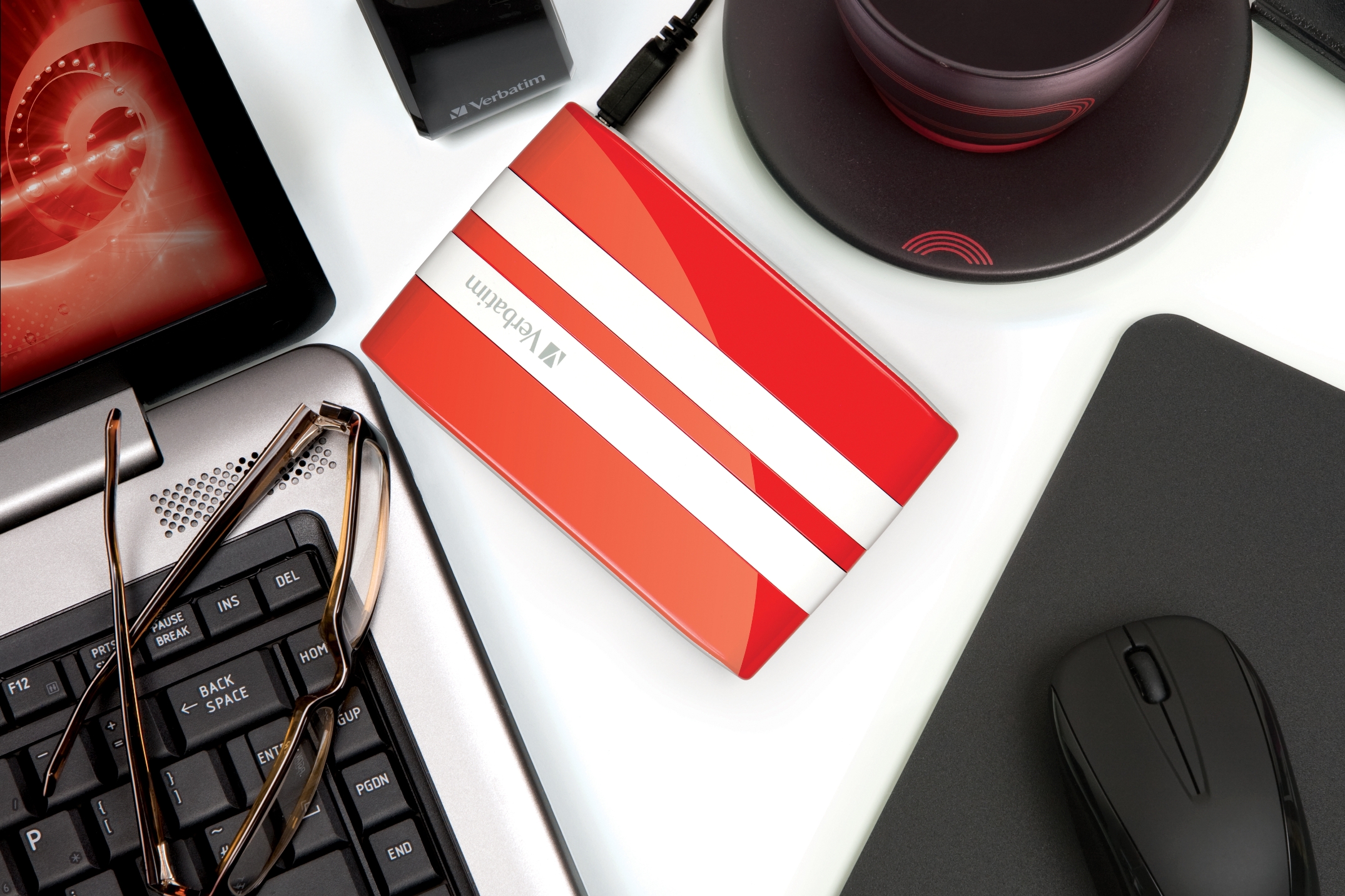 Verbatim GT HDD Lifestyle Red.jpg